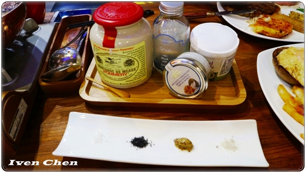 Bang Bang 美式餐廳:《三重美式餐廳》精修肋眼\和牛起司堡\麻油雞\黑松露蘑菇法式溫泉蛋\鮮炸蘑菇\頂級必嚐美味料理在『BangBang美式餐廳』