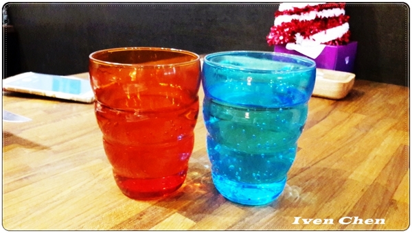 Bang Bang 美式餐廳:《三重美式餐廳》精修肋眼\和牛起司堡\麻油雞\黑松露蘑菇法式溫泉蛋\鮮炸蘑菇\頂級必嚐美味料理在『BangBang美式餐廳』