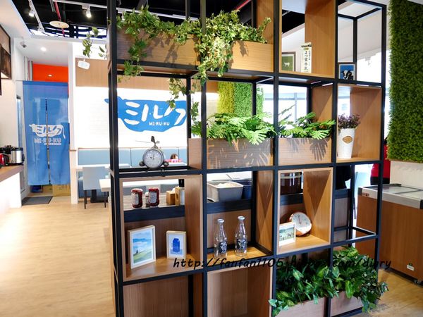 【內湖美食】MIRUKU 十勝牛奶鍋專門店 內湖Inbase店 濃厚系の牛奶鍋物 (3).JPG