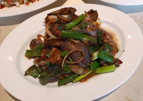 【江子翠】泰王泰式主題餐廳｜CP值高泰式料理