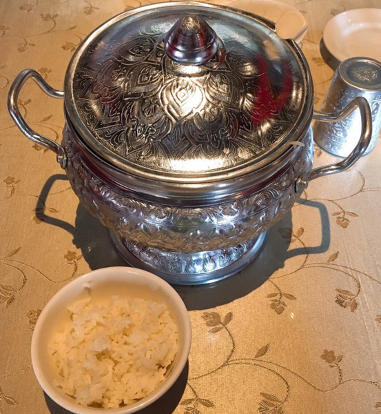 【江子翠】泰王泰式主題餐廳｜CP值高泰式料理