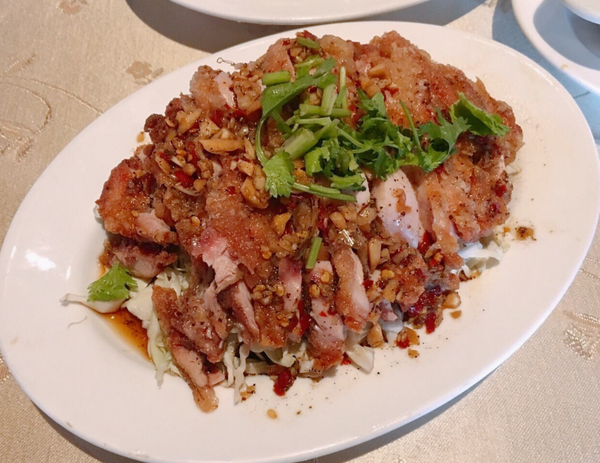 【江子翠】泰王泰式主題餐廳｜CP值高泰式料理