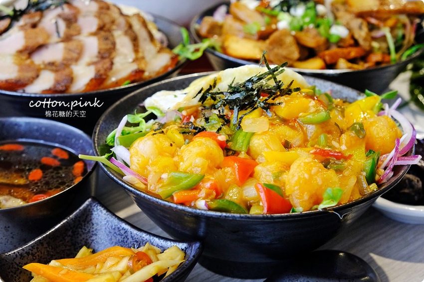 全台唯一鹹豬肉蓋飯在台中！平日午間限定，棗點子點餐就送紅棗茶免費喝到飽！