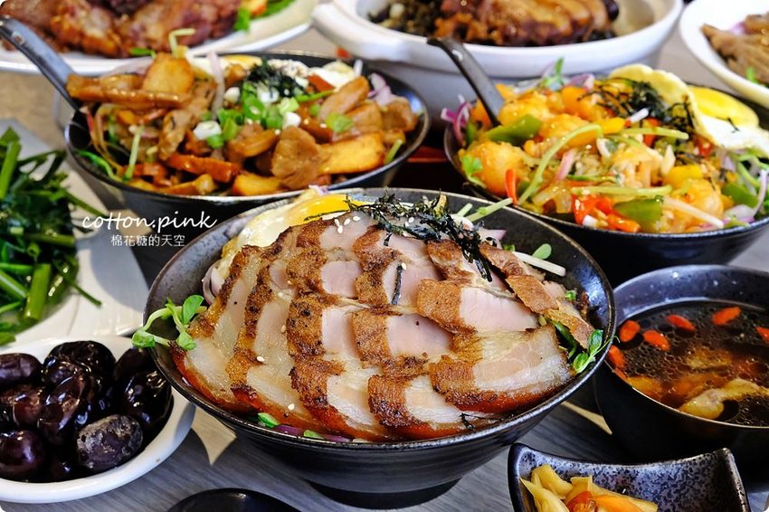 全台唯一鹹豬肉蓋飯在台中！平日午間限定，棗點子點餐就送紅棗茶免費喝到飽！