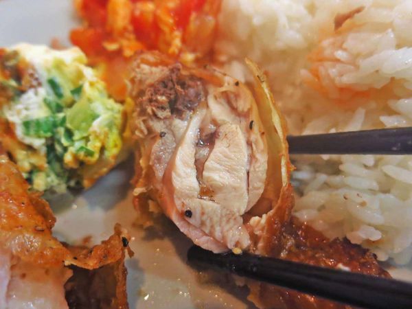 【桃園美食】潔園小吃-香酥內多汁的酥炸雞腿飯