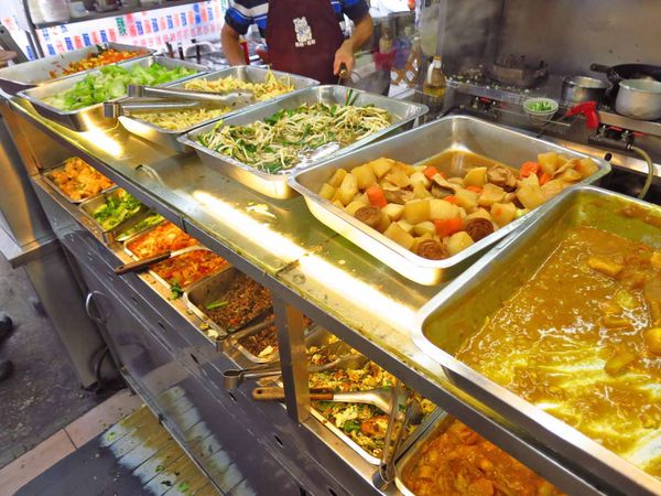 【桃園美食】潔園小吃-香酥內多汁的酥炸雞腿飯