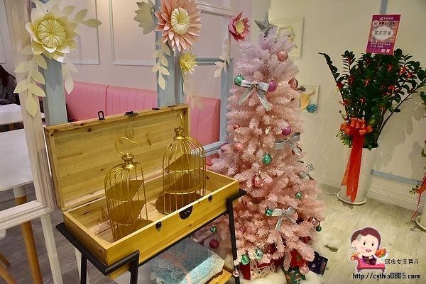 桃園區美食-微醺法式甜點-超夢幻鳥籠下午茶,還有盪鞦千,IG好拍打卡點,但餐點仍需再加強 @民宿女王芽月-美食.旅遊.全台趴趴走