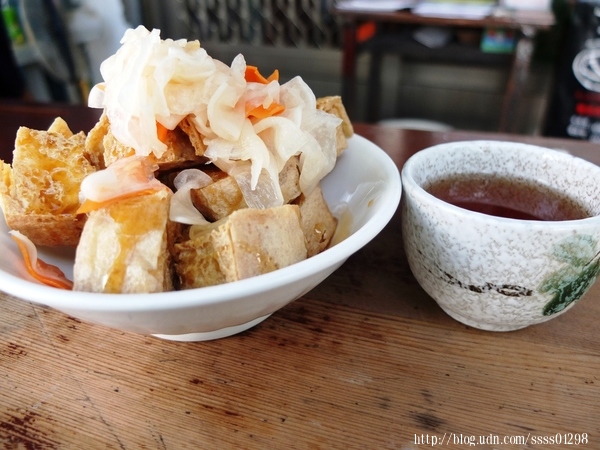 屏東市中山公園：【旅行遊記。屏東市】屏東市區輕鬆玩意！屏東公園散步趣 逛古蹟 賞美術館 必吃臭豆腐和老牌肉圓