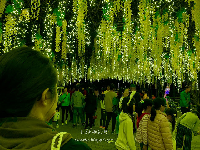 【聖誕旅遊 】屏東金色聖誕節｜14大夢幻景點超好拍  Pingtung Christmas Festival