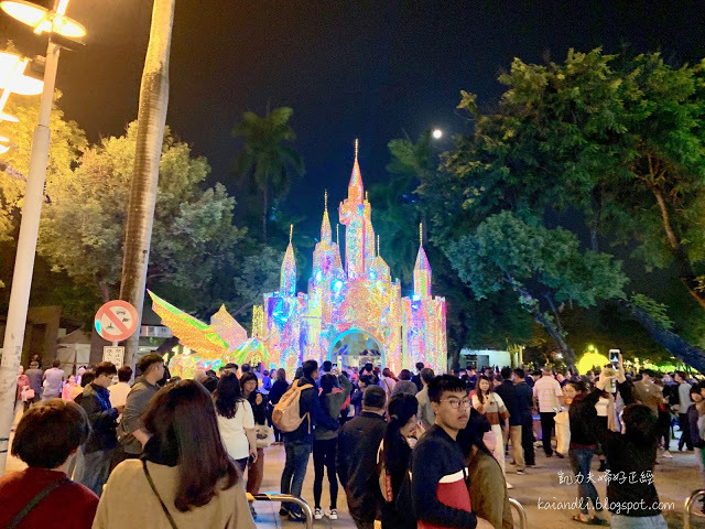 【聖誕旅遊 】屏東金色聖誕節｜14大夢幻景點超好拍  Pingtung Christmas Festival