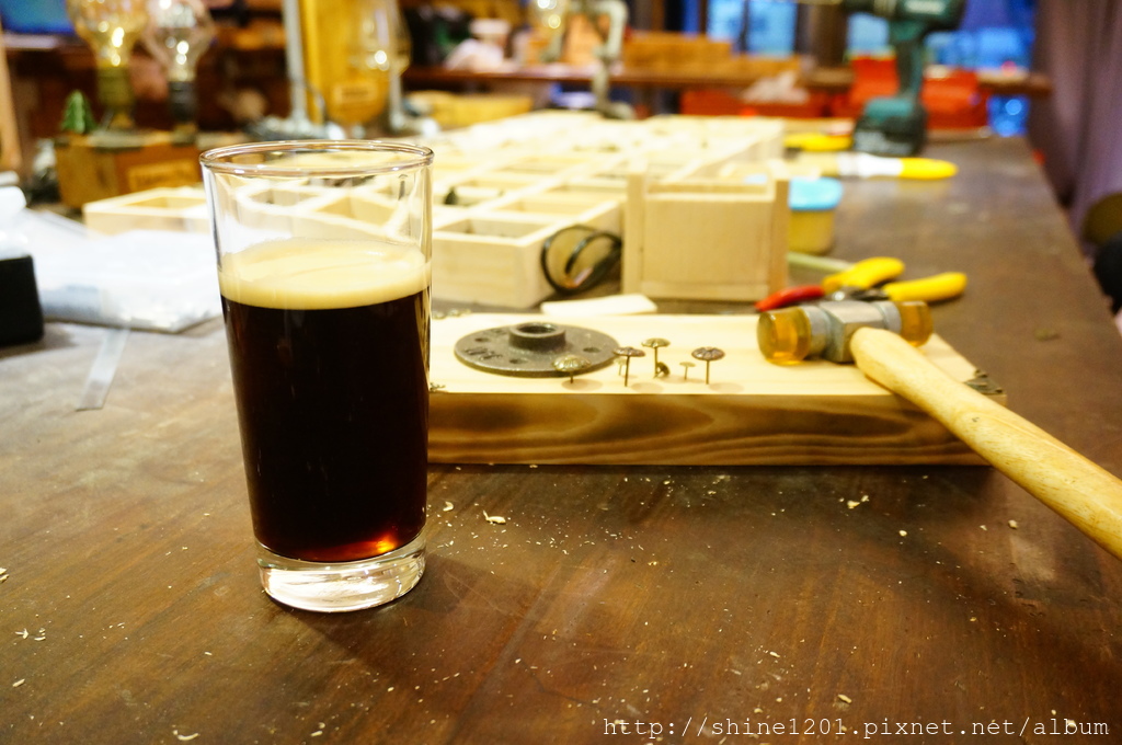 台北雨天行程.禮物DIY約會推薦｜HUBOX DIY手創館氮氣咖啡小酒吧