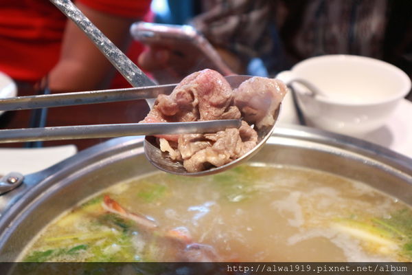 IMG_2588.JPG IMG_2588.JPG