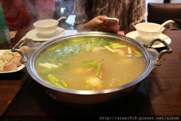 IMG_2548.JPG IMG_2548.JPG