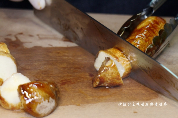 火焰かえん杏鮑菇：饒河夜市美食/小吃『火焰かえん杏鮑菇』烤杏鮑菇/捷運松山站美食