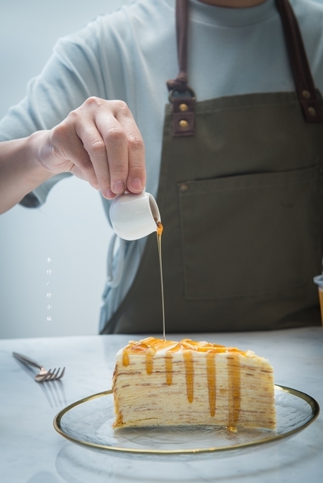 台北｜時飴 Approprié千層蛋糕｜11/16開始千層蛋糕提供內用空間跟現場購買囉～｜赤峰街美食推薦