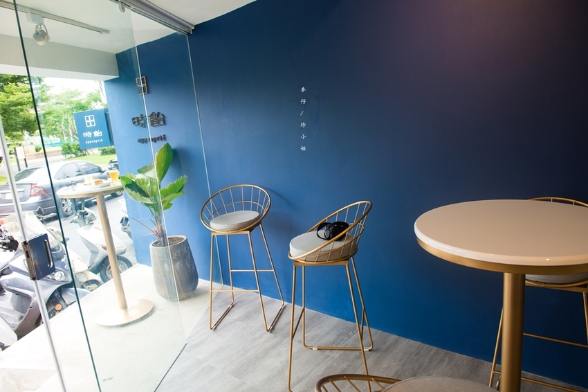 台北｜時飴 Approprié千層蛋糕｜11/16開始千層蛋糕提供內用空間跟現場購買囉～｜赤峰街美食推薦