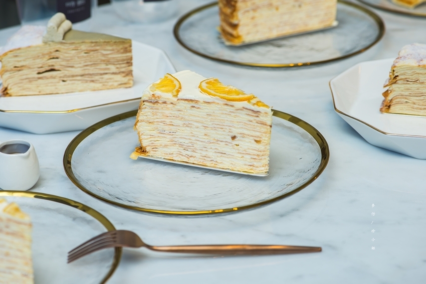 台北｜時飴 Approprié千層蛋糕｜11/16開始千層蛋糕提供內用空間跟現場購買囉～｜赤峰街美食推薦