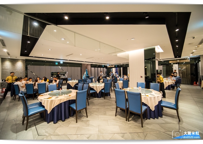 新加坡海鮮餐廳推薦！珍寶海鮮台北信義店,每人990元就能吃到原價1480元的招牌沙公x螃蟹10吃口味任意選,台北信義區海鮮餐廳推薦,台北螃蟹料理推薦,台北新光三越A8美食推薦, - 大胃米粒 DAVI