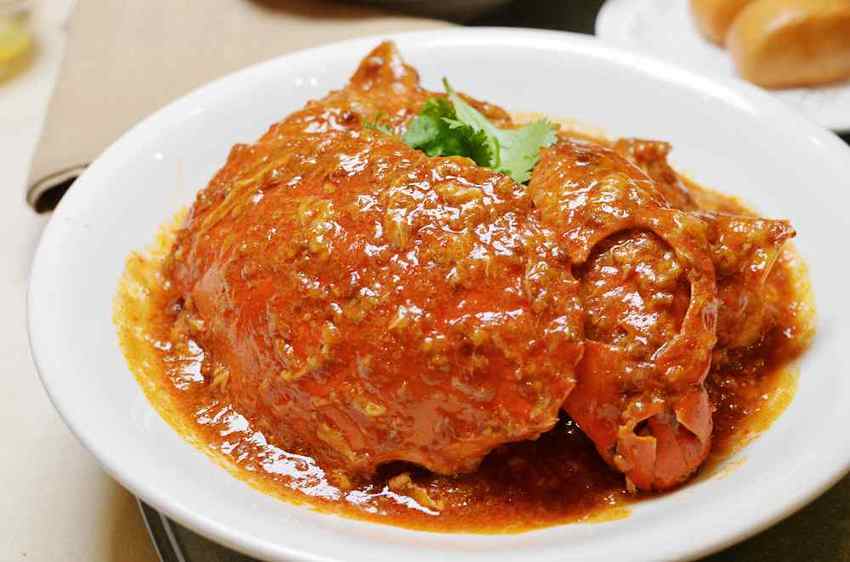 珍寶海鮮，得獎的辣椒螃蟹必吃，單點600g螃蟹1480元，雙人或三人平日套餐選擇很划算！