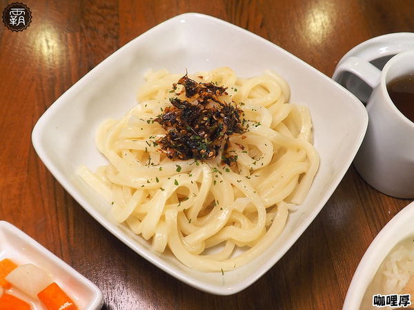 咖哩厚：Offer curries 咖哩厚，台灣茶咖哩專賣，咖哩散發著淡淡台灣茶香！