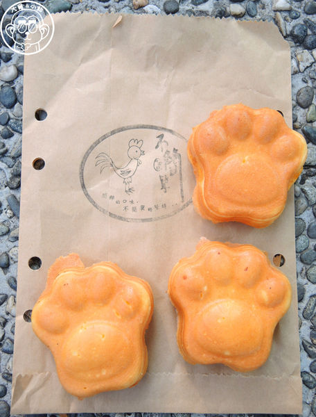 不簡單雞蛋糕:呷飽祙【新北三重・不簡單雞蛋糕】腳踏車賣爆漿雞蛋糕 不簡單雞蛋糕:呷飽祙【新北三重・不簡單雞蛋糕】腳踏車賣爆漿雞蛋糕