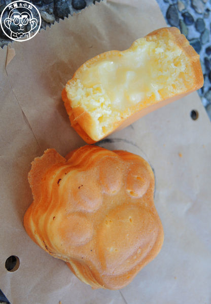 不簡單雞蛋糕:呷飽祙【新北三重・不簡單雞蛋糕】腳踏車賣爆漿雞蛋糕 不簡單雞蛋糕:呷飽祙【新北三重・不簡單雞蛋糕】腳踏車賣爆漿雞蛋糕