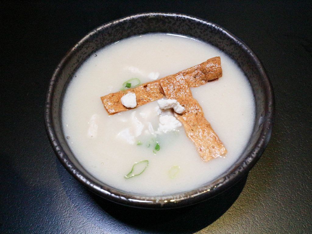 Shark Show House (17)