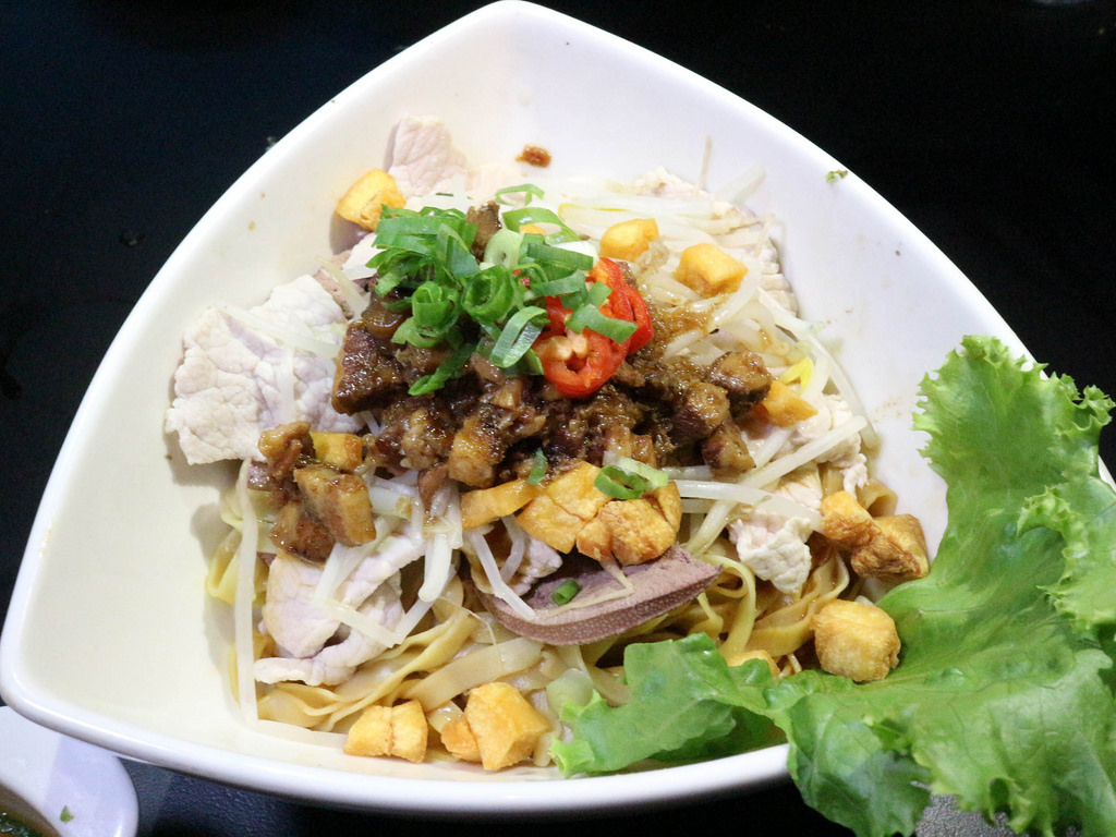 Shark Show House (61)