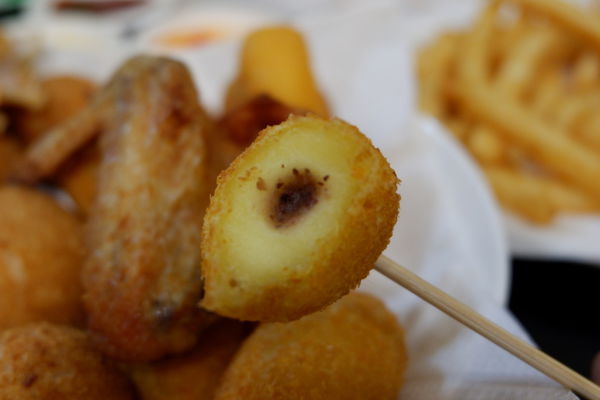 【食記】台中・大雅|不加生菜又客製化口味的漢堡哪裡找?各種醬料自由搭配找到屬於自己的口味・肯尼美式炸雞中清總店・附菜單