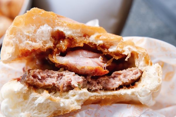 肯尼美式炸雞出新品啦！多種漢堡組合任你自由搭配！做出屬於自己獨一無二的漢堡。菜單也一起更新囉！｜台中美食、大雅、中清