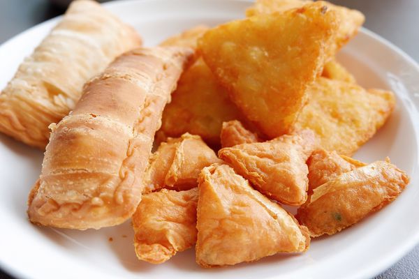 肯尼美式炸雞出新品啦！多種漢堡組合任你自由搭配！做出屬於自己獨一無二的漢堡。菜單也一起更新囉！｜台中美食、大雅、中清