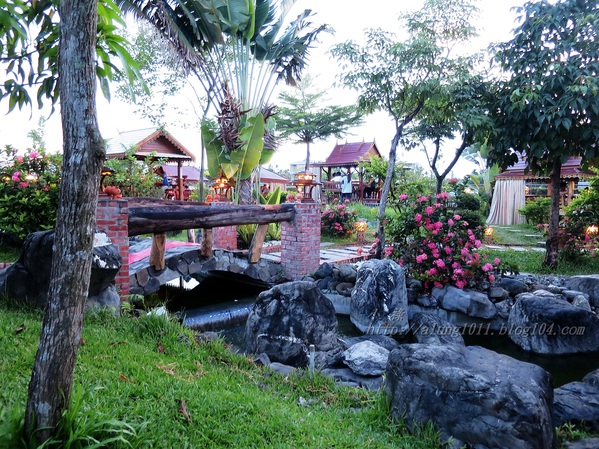 泰國南洋風高腳屋咖啡：三碗豬腳(台)!!!   ..南洋風高腳屋