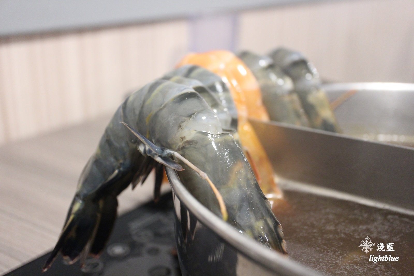 [ 中正紀念堂站美食 ] 淺藍 × 金鍋盃小火鍋四館～盡享海鮮與和牛的霸氣小火鍋