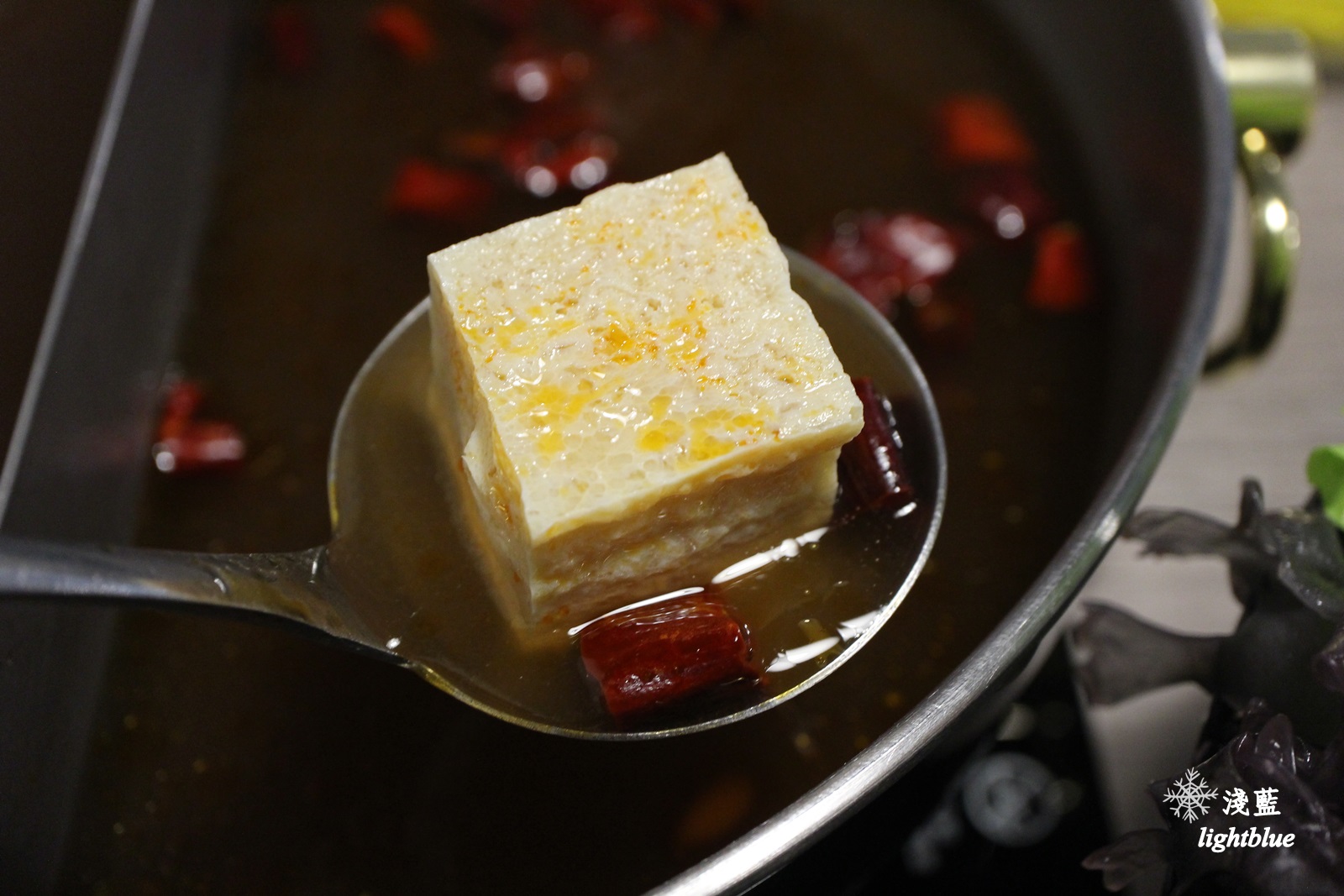 [ 中正紀念堂站美食 ] 淺藍 × 金鍋盃小火鍋四館～盡享海鮮與和牛的霸氣小火鍋