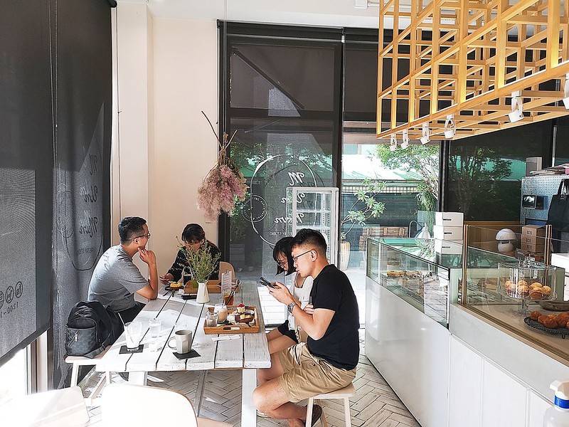 2020-09-06-17-00-52-125