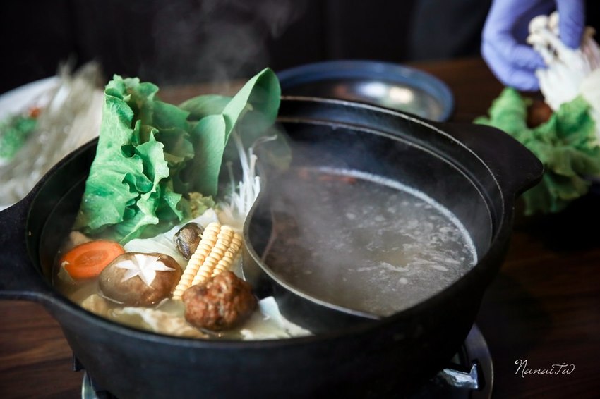 彰化員林》井閣鍋物料理。平日限定!入冬漸涼,大開肉戒吃肉去,肉多多商業套餐,享肉雙人套餐 - Nana愛旅行札記