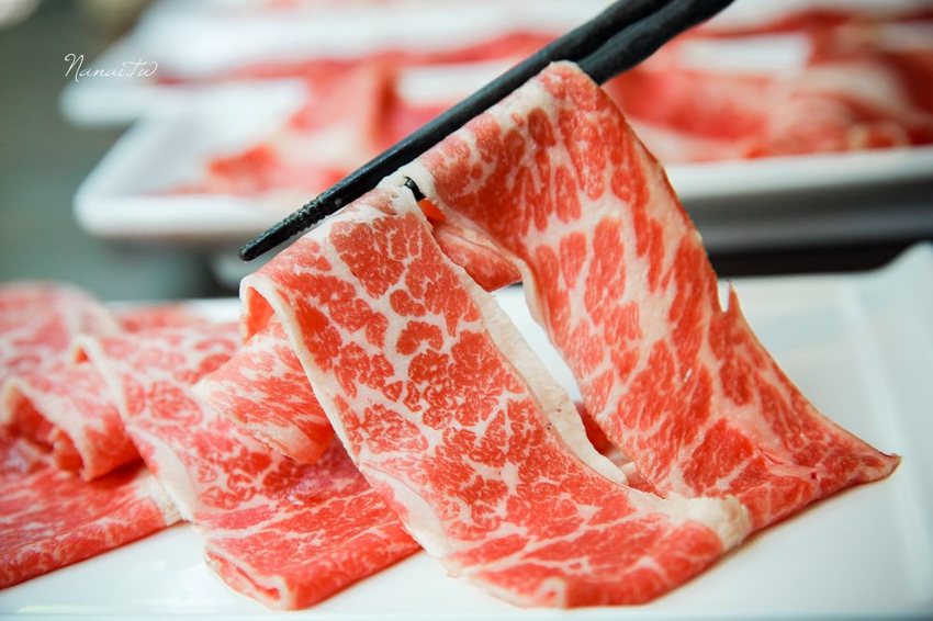 彰化員林》井閣鍋物料理。平日限定!入冬漸涼,大開肉戒吃肉去,肉多多商業套餐,享肉雙人套餐 - Nana愛旅行札記