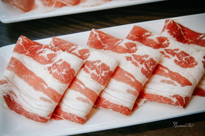 彰化員林》井閣鍋物料理。平日限定!入冬漸涼,大開肉戒吃肉去,肉多多商業套餐,享肉雙人套餐 - Nana愛旅行札記