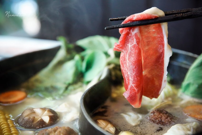 彰化員林》井閣鍋物料理。平日限定!入冬漸涼,大開肉戒吃肉去,肉多多商業套餐,享肉雙人套餐 - Nana愛旅行札記