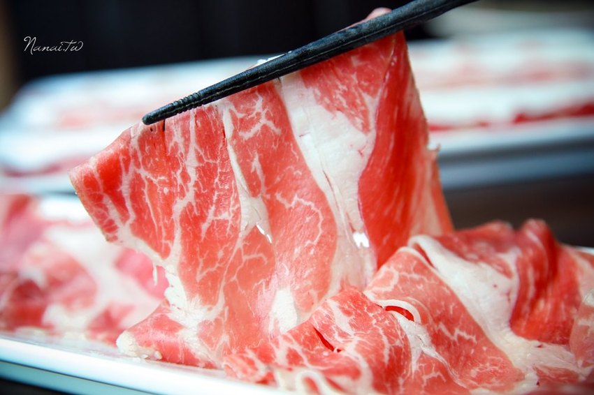 彰化員林》井閣鍋物料理。平日限定!入冬漸涼,大開肉戒吃肉去,肉多多商業套餐,享肉雙人套餐 - Nana愛旅行札記