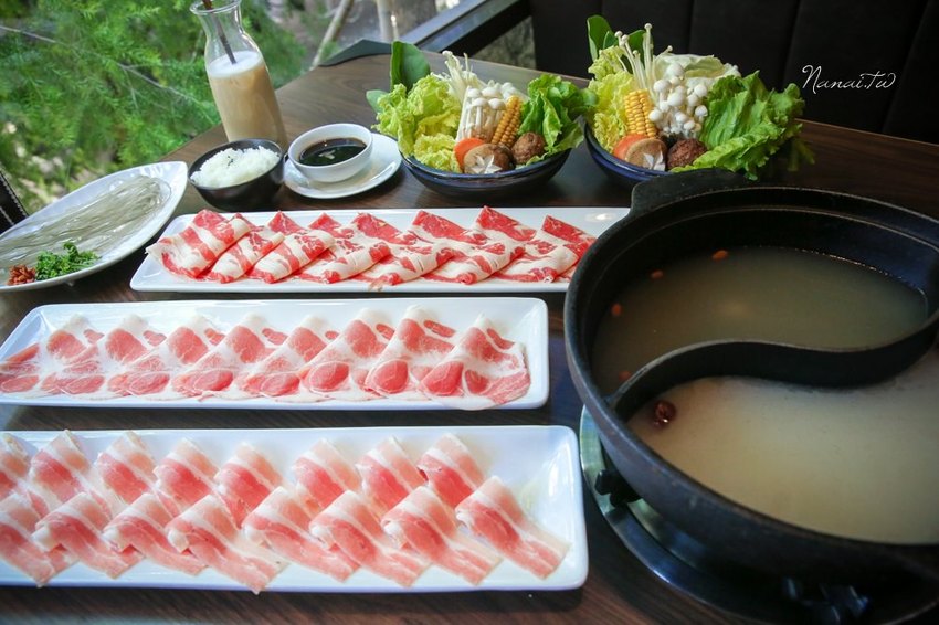 彰化員林》井閣鍋物料理。平日限定!入冬漸涼,大開肉戒吃肉去,肉多多商業套餐,享肉雙人套餐 - Nana愛旅行札記
