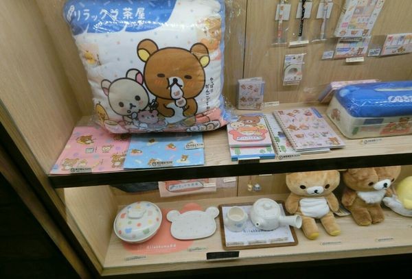 (台北食記) Rilakkuma Cha-Ya 拉拉熊茶屋,與閨蜜來個療癒系午茶吧~