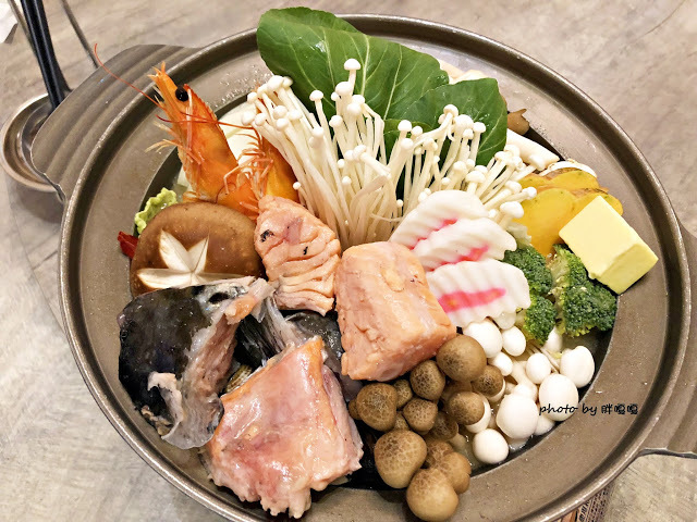 【台中 南屯】手信大佬日本料理🍣🍤🍥前身為還可以,現為大氣寬敞大店面,用餐環境舒服,多人聚餐合適,食材新鮮,料理好吃沒話說,價格合理,還有超好吃玉子燒及巨無霸一夜干😋😋😋(內附詳細菜單)