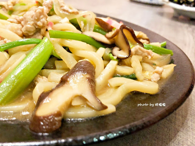 【台中 南屯】手信大佬日本料理🍣🍤🍥前身為還可以,現為大氣寬敞大店面,用餐環境舒服,多人聚餐合適,食材新鮮,料理好吃沒話說,價格合理,還有超好吃玉子燒及巨無霸一夜干😋😋😋(內附詳細菜單)