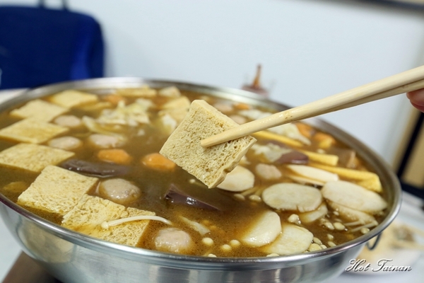 名村風味薑母鴨:【台南美食】永康人氣第一薑母鴨!祛寒暖身的好味道:名村風味薑母鴨 名村風味薑母鴨:【台南美食】永康人氣第一薑母鴨!祛寒暖身的好味道:名村風味薑母鴨