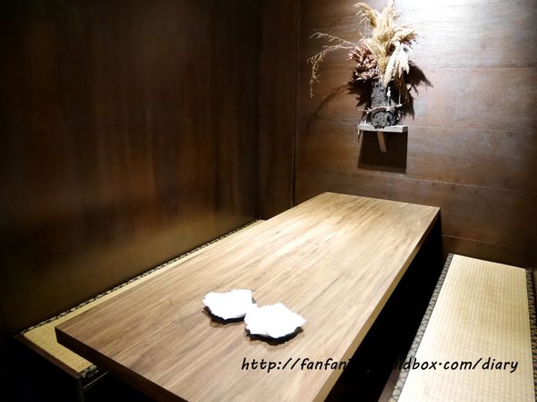 【南港居酒屋】武侍酒居酒屋 武士主題餐廳 捷運南港展覽館 串燒居酒屋 聚餐餐廳 (1).JPG