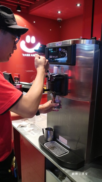 瓦城大心新泰式麵食(台中勤美店)：【台中美食】瓦城大心新泰式麵食@台中勤美店(純紀錄)