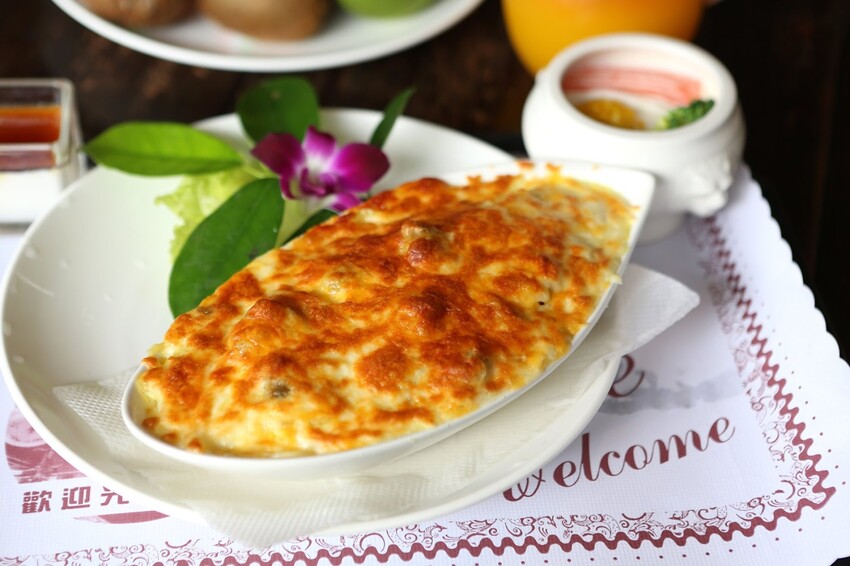 朴子水道頭美食~我推薦采荷居人文茶館