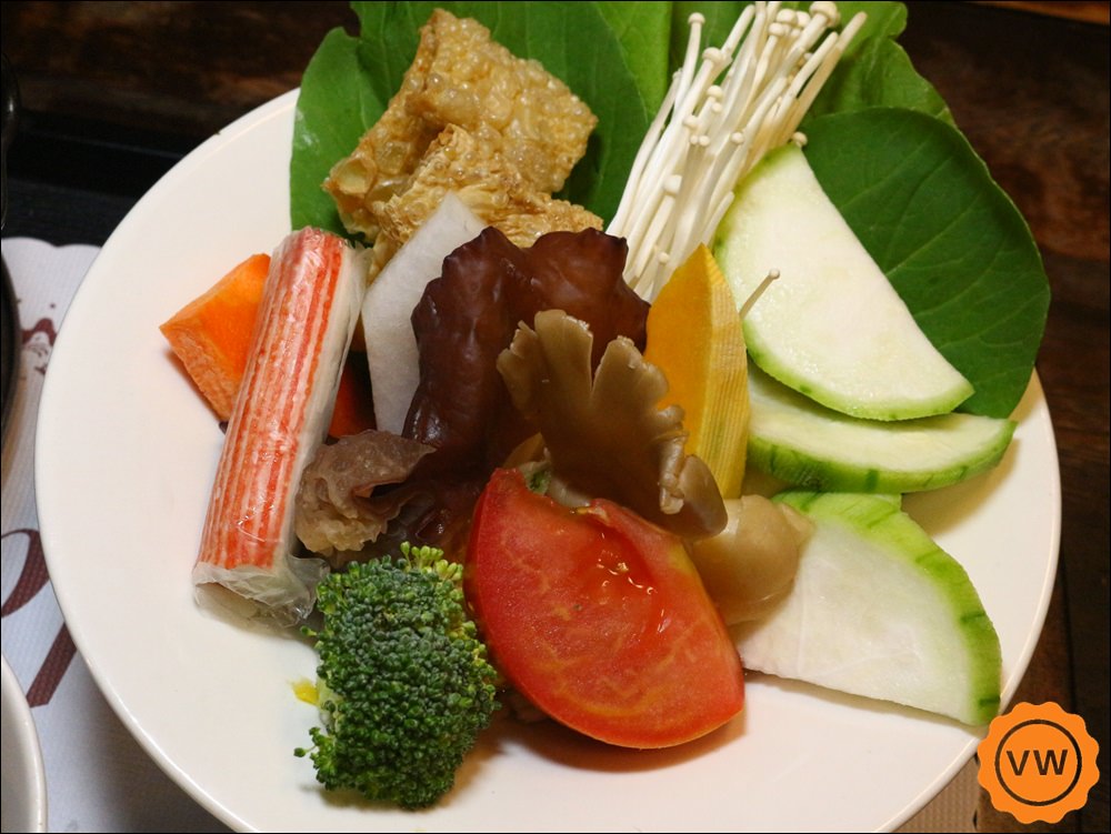 嘉義美食│朴子火鍋│嘉義特色餐廳-采荷居人文茶館