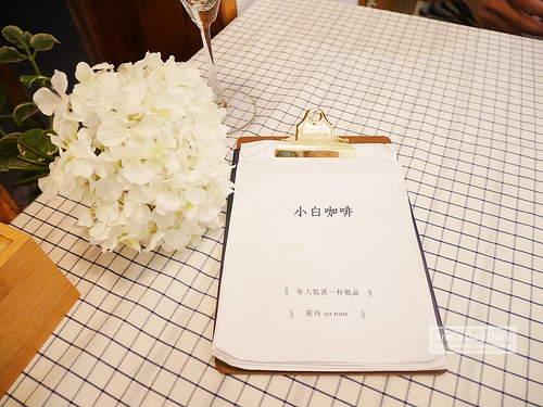 【屏東美食】巷弄內的溫馨小空間 ❤小白咖啡店❤ 聞咖啡香,品蛋糕香